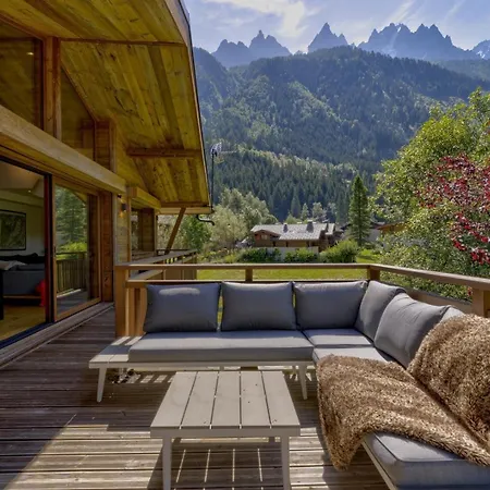 Panoramic Views, Luxury Chalet Alegria In - What'app - 0049-1551-0224-169 - For Reservations! בקתה *